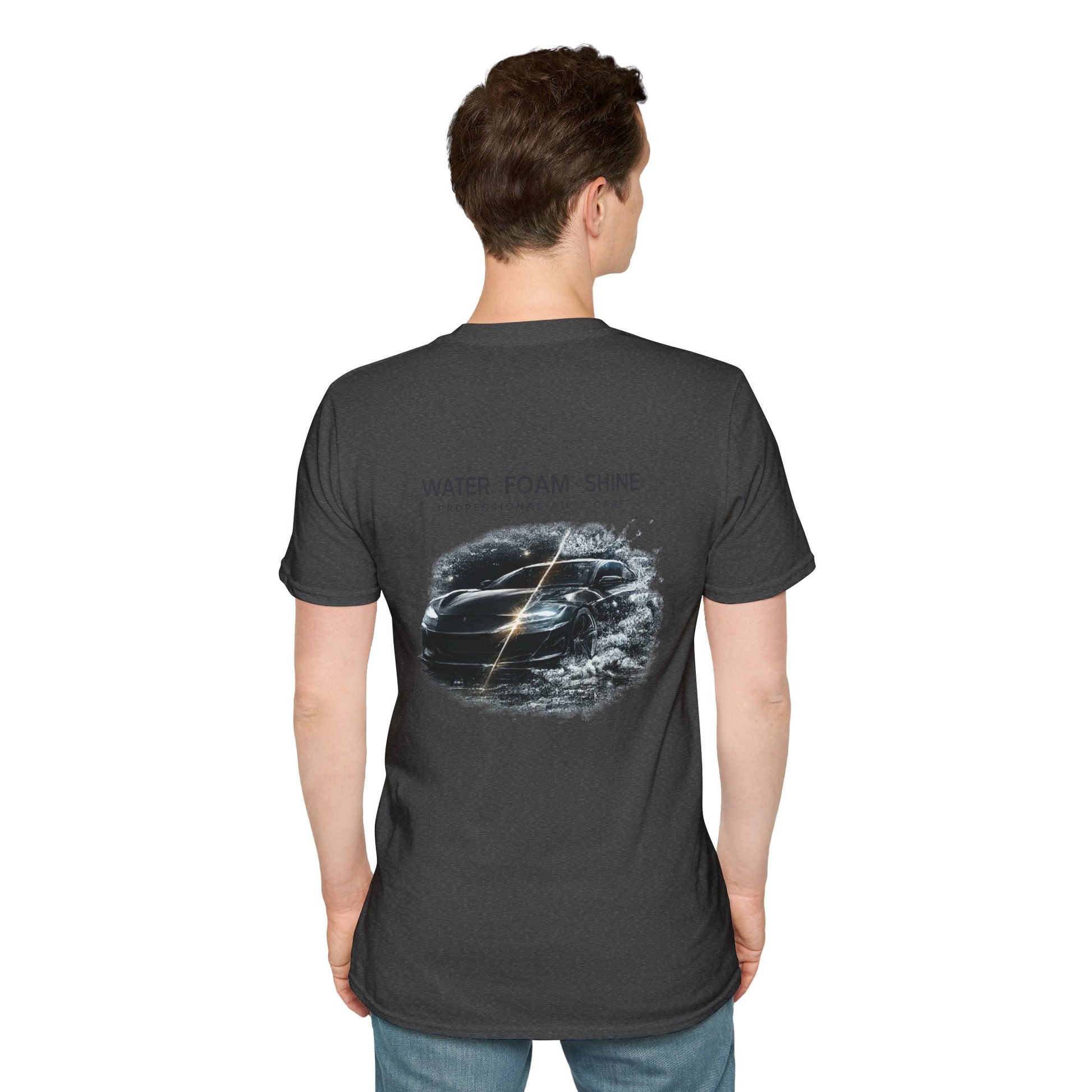 T-shirt gris porter de dos avec en gros une voiture avec la différence de nettoyer ou pas 
