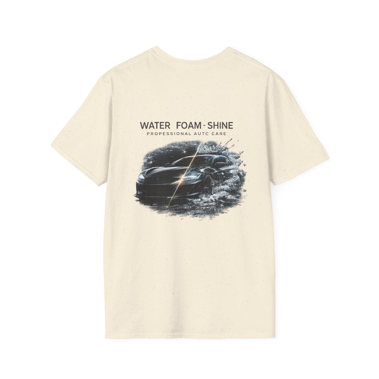 T-shirt beige avec en gros une voiture avec la différence de nettoyer ou pas 