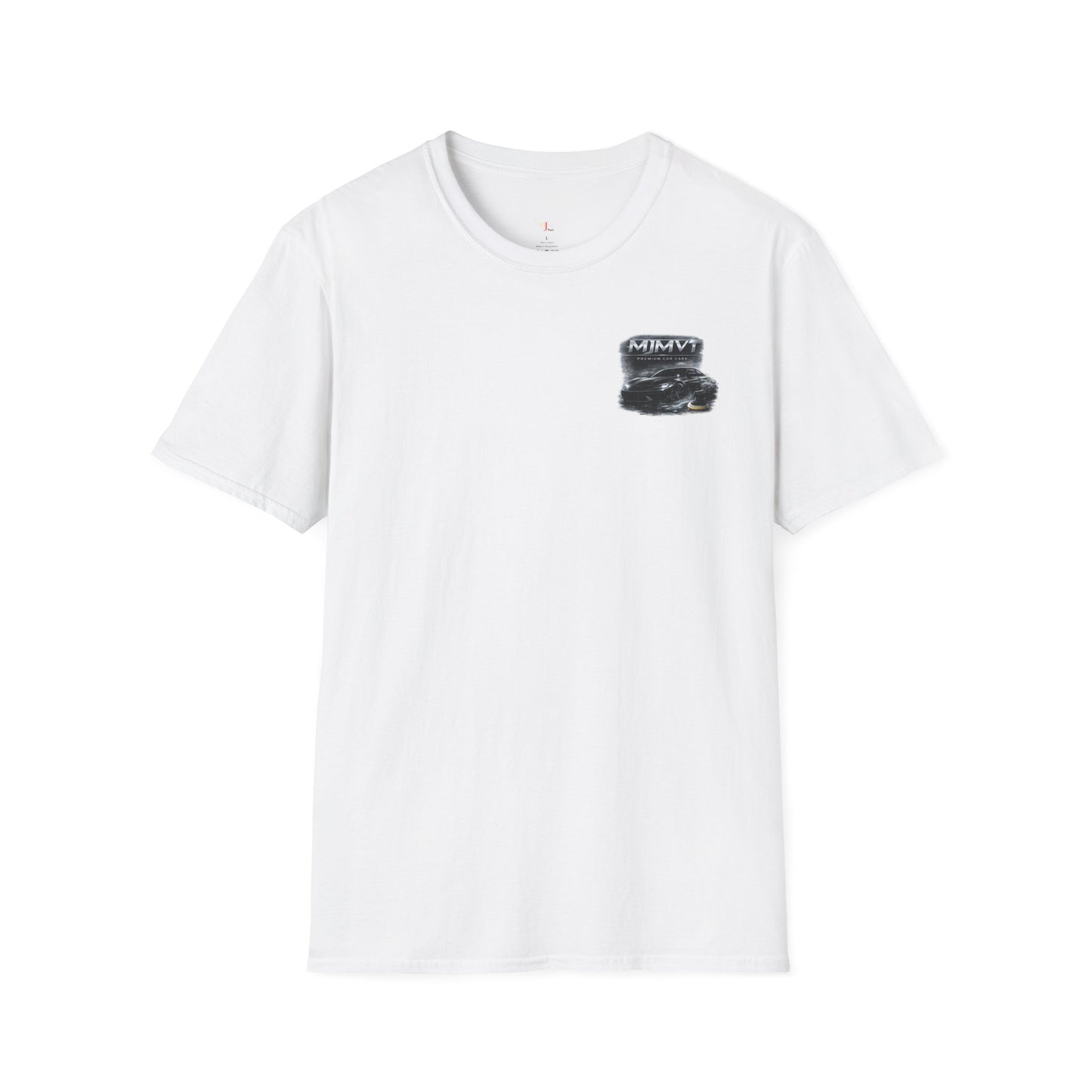 t-shirt blanc avec une voiture avec écrit au dessus mjmvnt