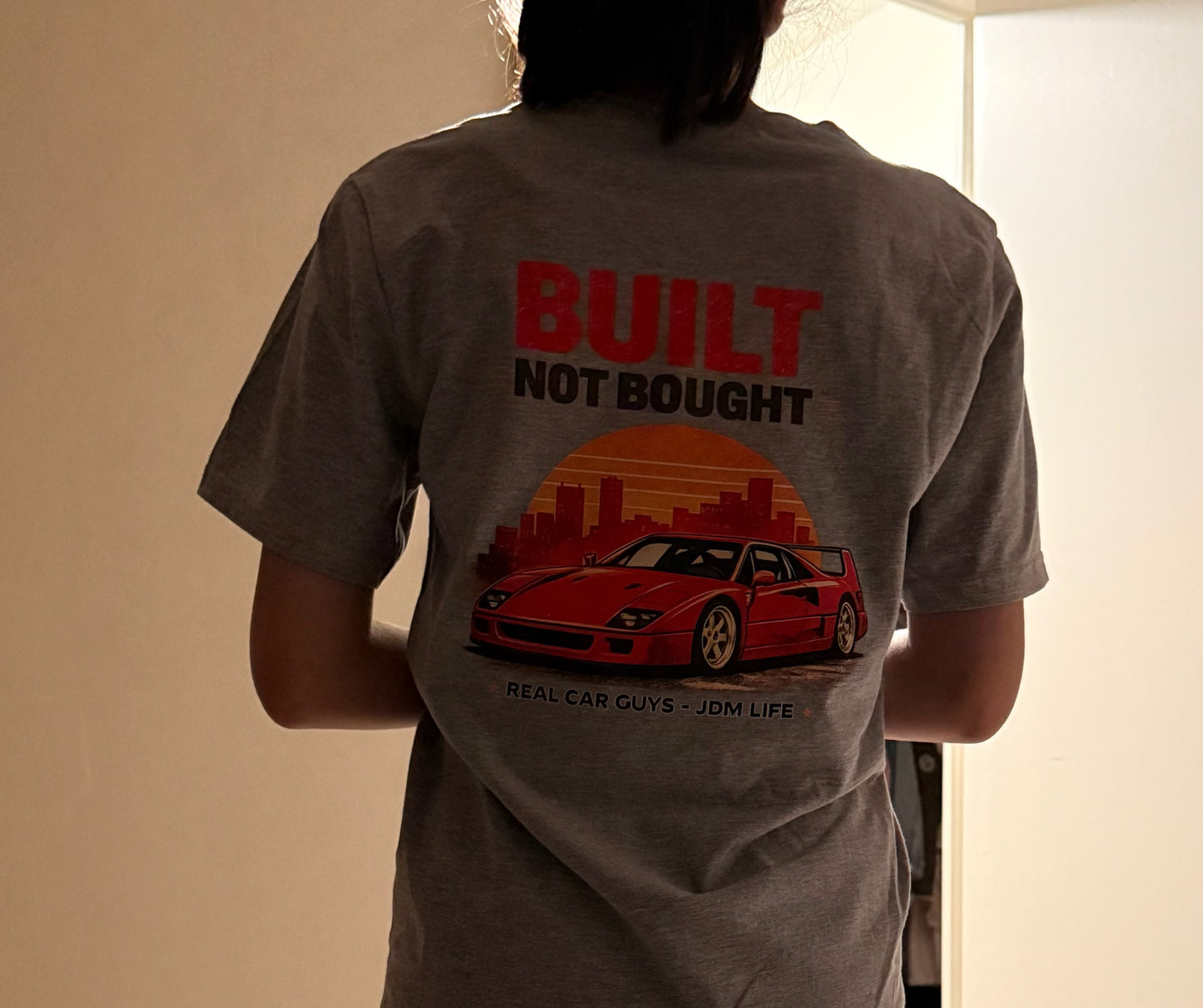 T‑shirt Built Car – mécanique, garage & lifestyle automobile